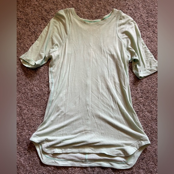 Lululemon - Picture 1 of 2